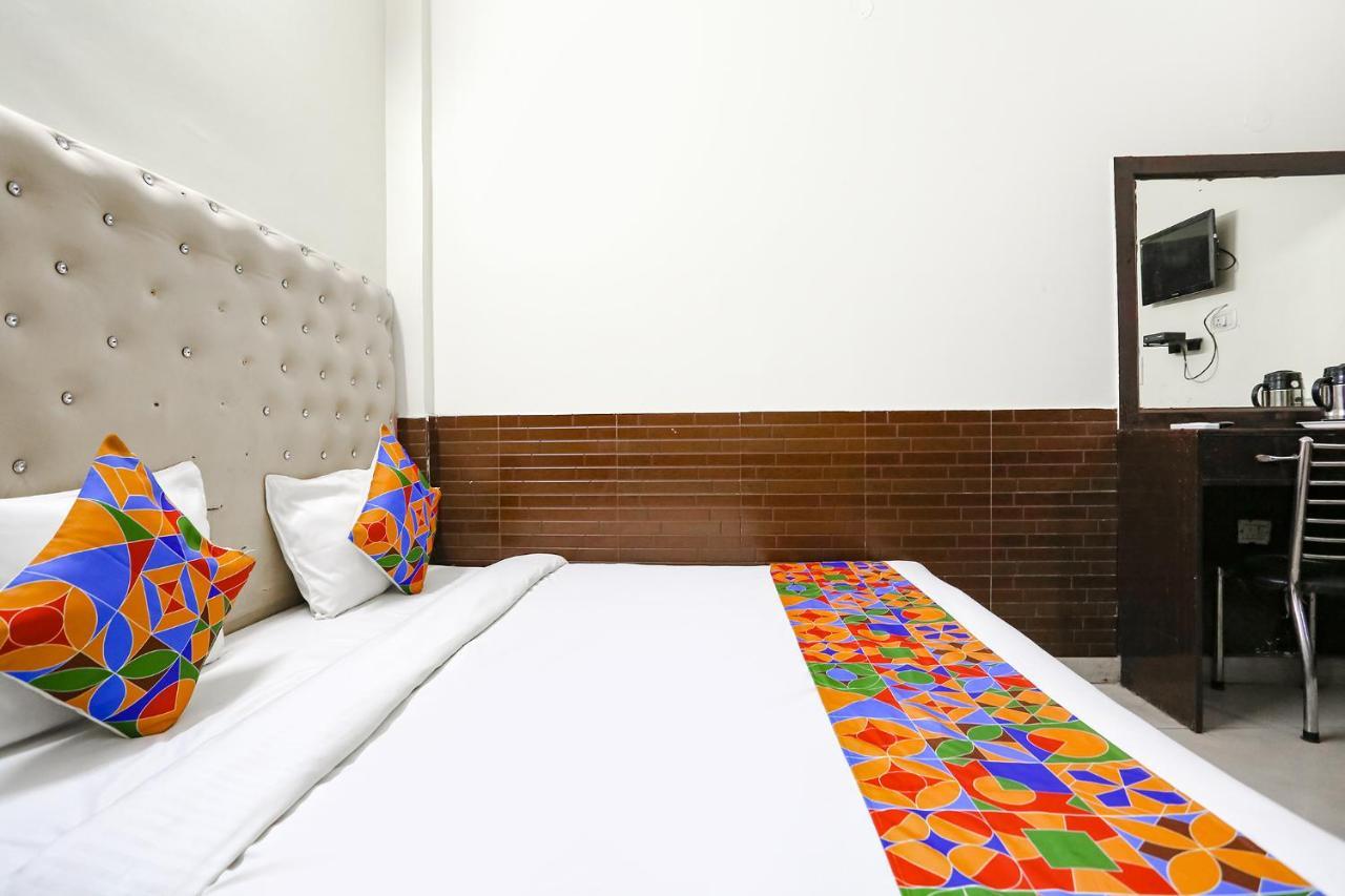 Fabhotel The Lazeez Nueva Delhi Exterior foto