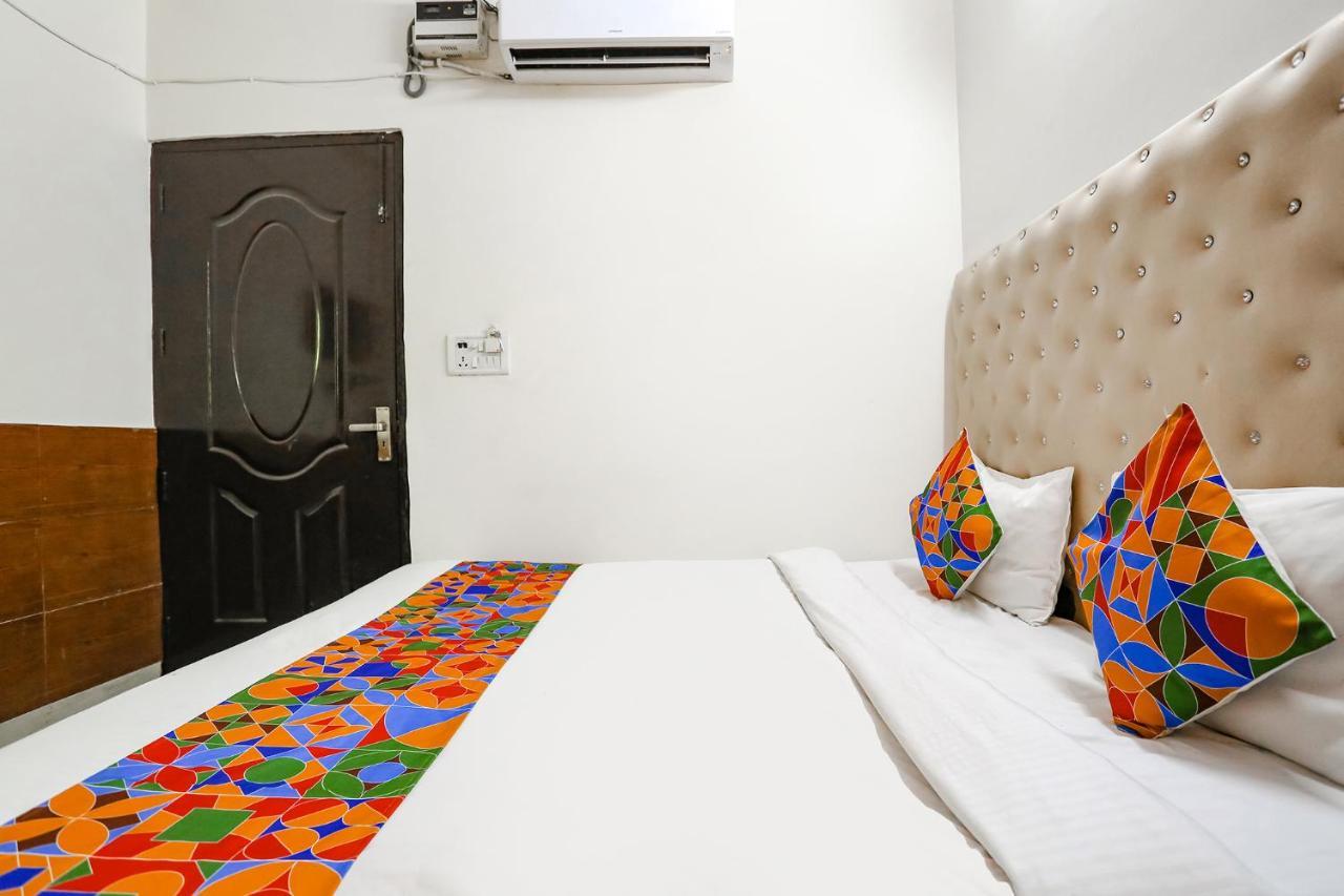Fabhotel The Lazeez Nueva Delhi Exterior foto