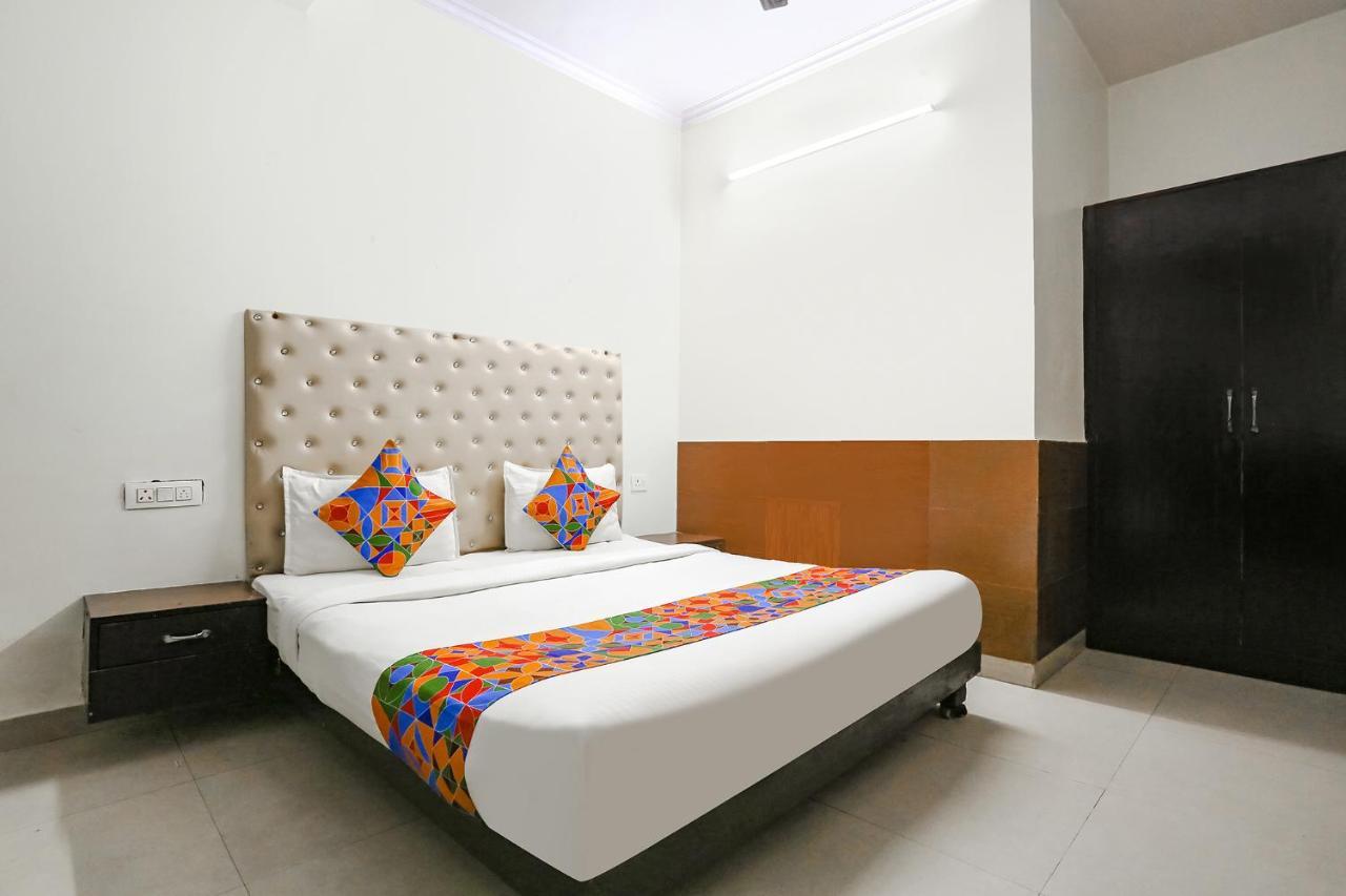 Fabhotel The Lazeez Nueva Delhi Exterior foto