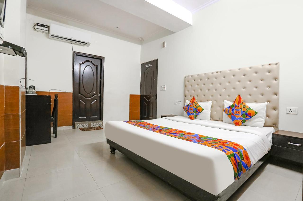 Fabhotel The Lazeez Nueva Delhi Exterior foto